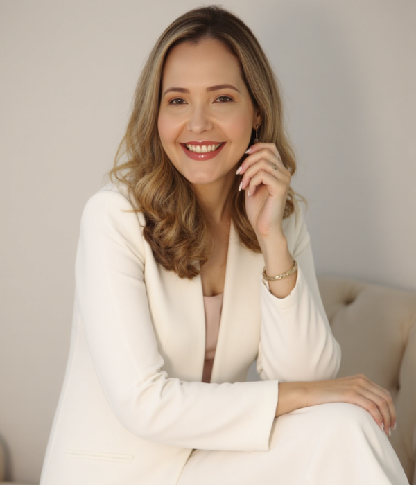 Dra Fabiana Pereira Lopes - Gastroenterologia | Gastro Diagnóstico RJ